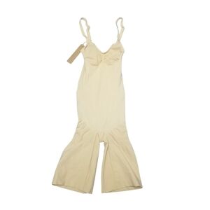 Skims Everyday Sculpt MID THIGH BODYSUIT Top Shapewear Sand Tan Small NWT